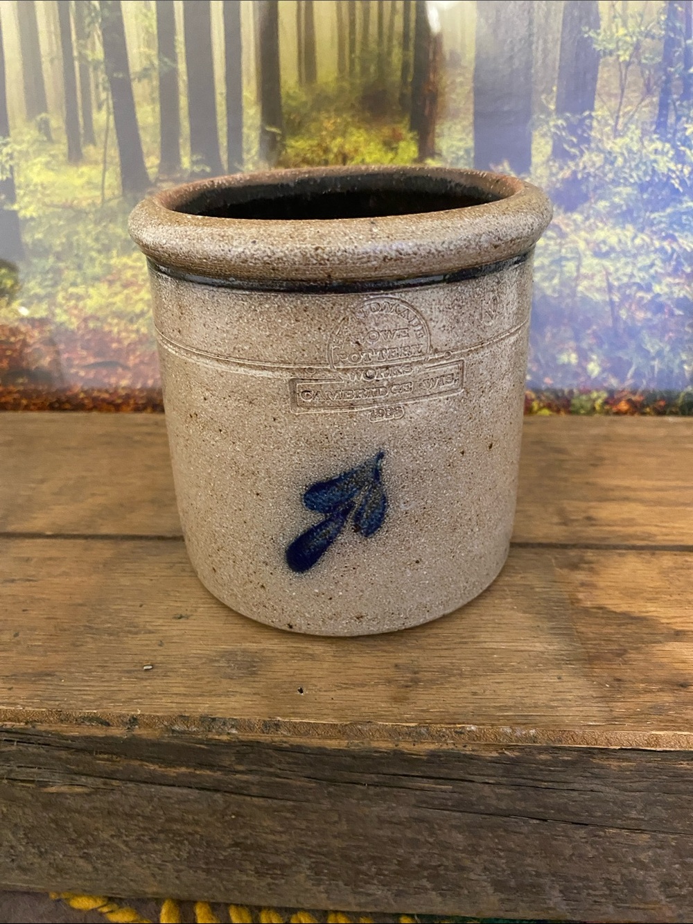Handcrafted Stoneware Crock with Blue Motif - Neutral Beige Cambridge 1989